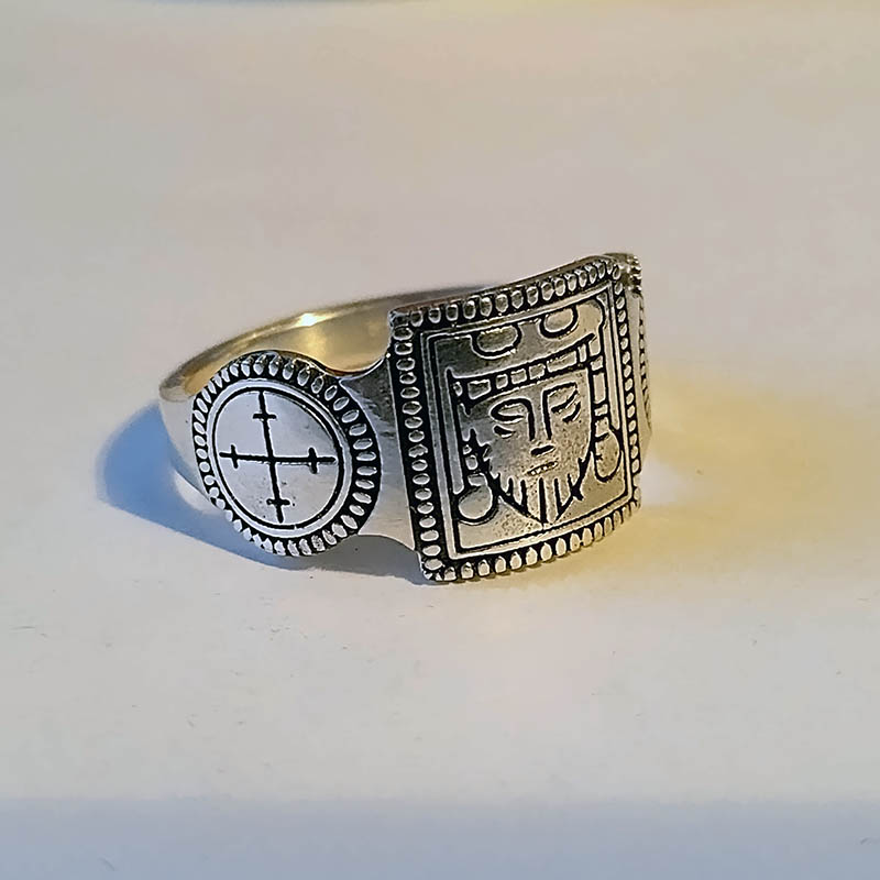 101 Kuningas hopeasormus